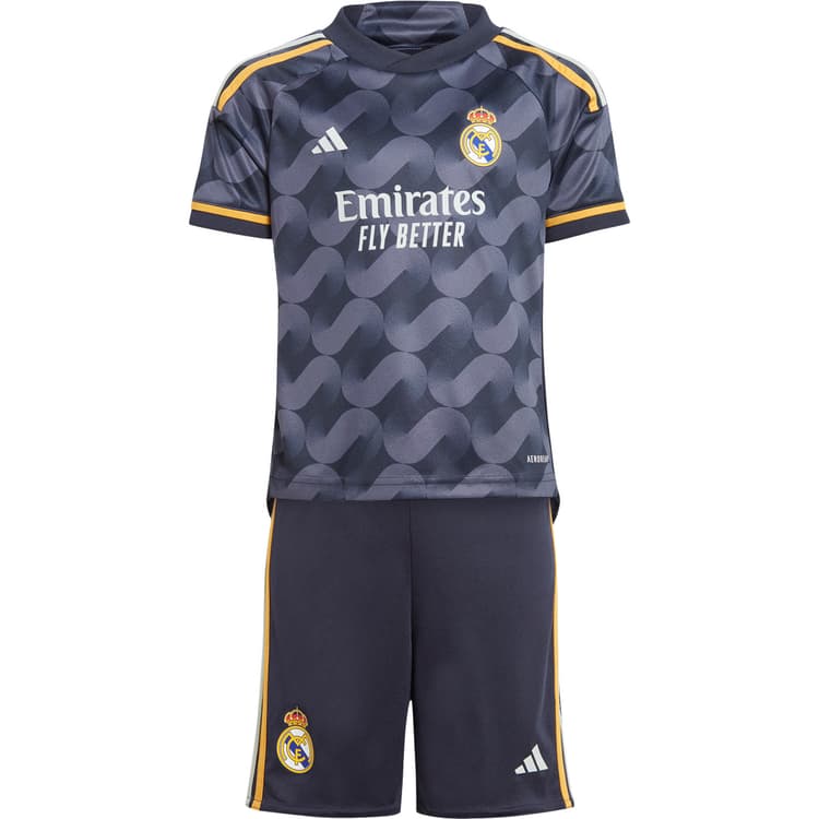 Real Madrid Udebanesæt 23/24 Børn