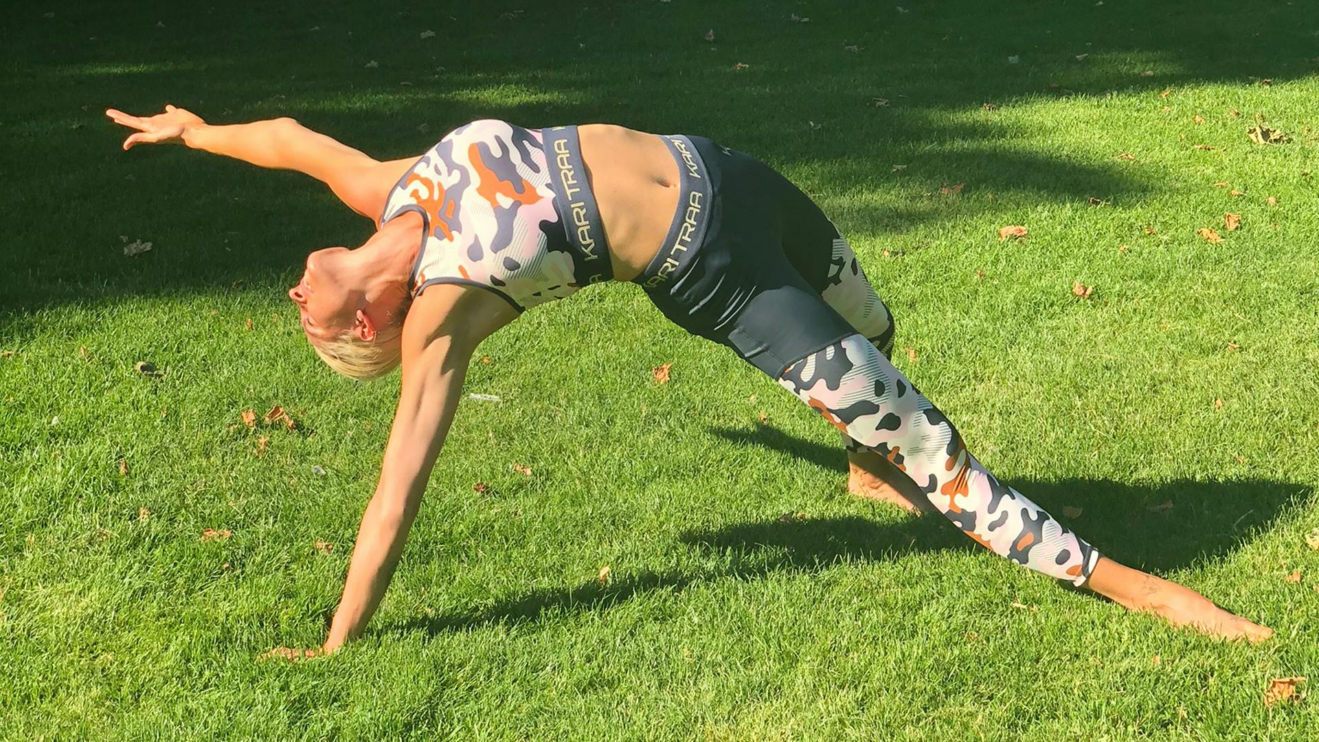 [VIDEO] Dyrk yoga med Emilie Løvendorf og SPORT 24